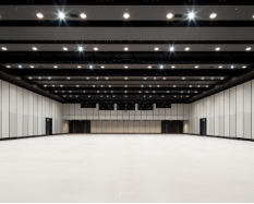 ▲ Credit : MUTEK.JP / Photographer : Shigeo Gomi / ヒカリエホール